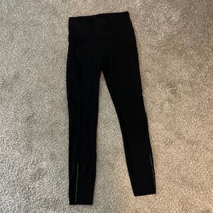 Lululemon leggings- fast and free